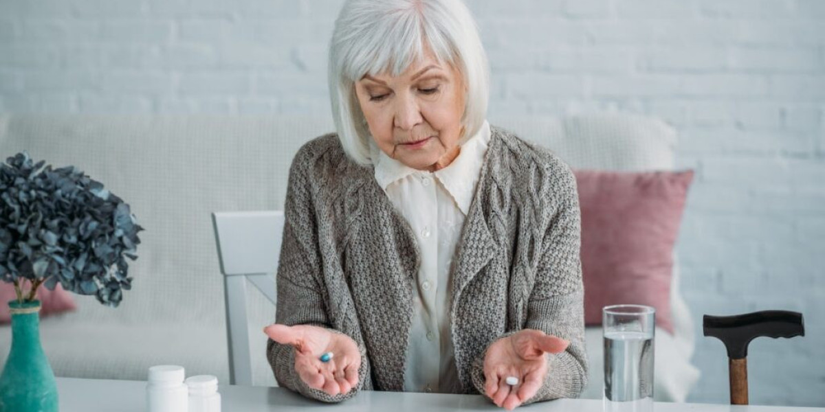 Why Medication Mistakes Become More Common with Age